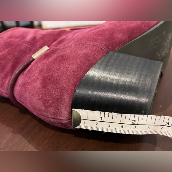 Isaac Mizrahi suede boots - Picture 3 of 6